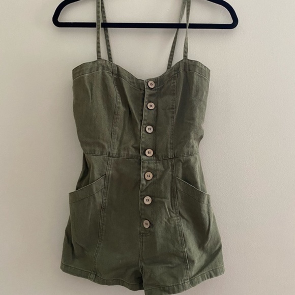 Forever 21 Olive Green Romper - Picture 2 of 3